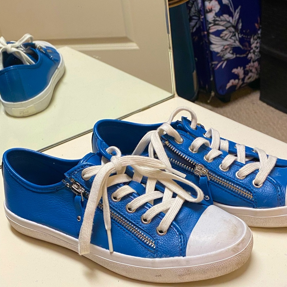 Coach blue pebble leather shoes. Size 8